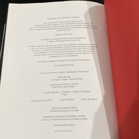 Michael Bublé Onstage Offstage: The Official Illustrated Memoir - Hardcover Book - Picture 6 of 11